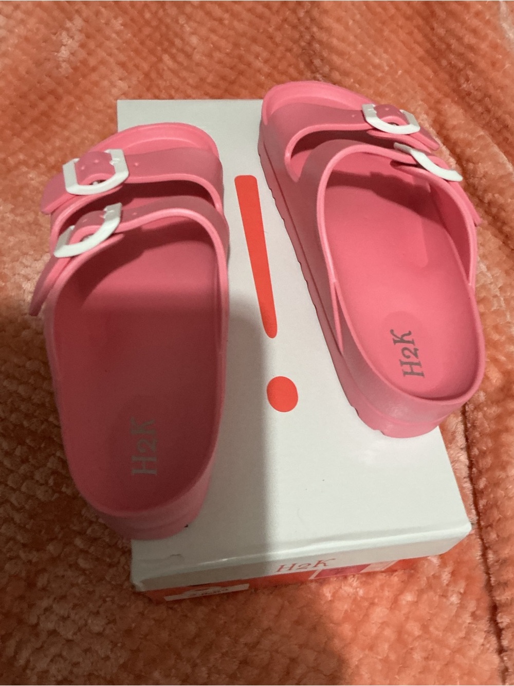 H2K Pink Double-Buckle Slide Sandals
